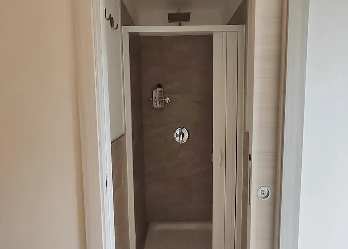 Don Carlo Center アパート ナポリ