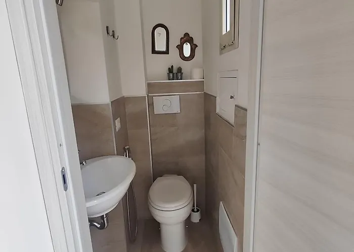 Don Carlo Center アパート ナポリ