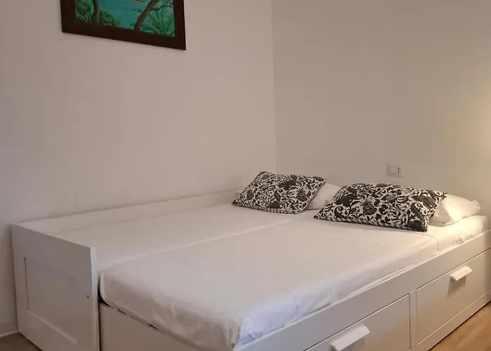 アパート Don Carlo Center